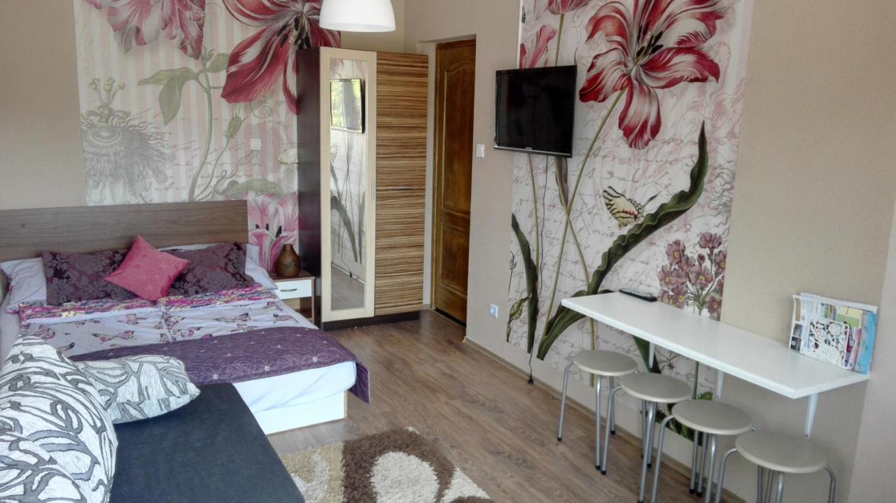 Sunshine Apartman Apartment Siofok Bagian luar foto